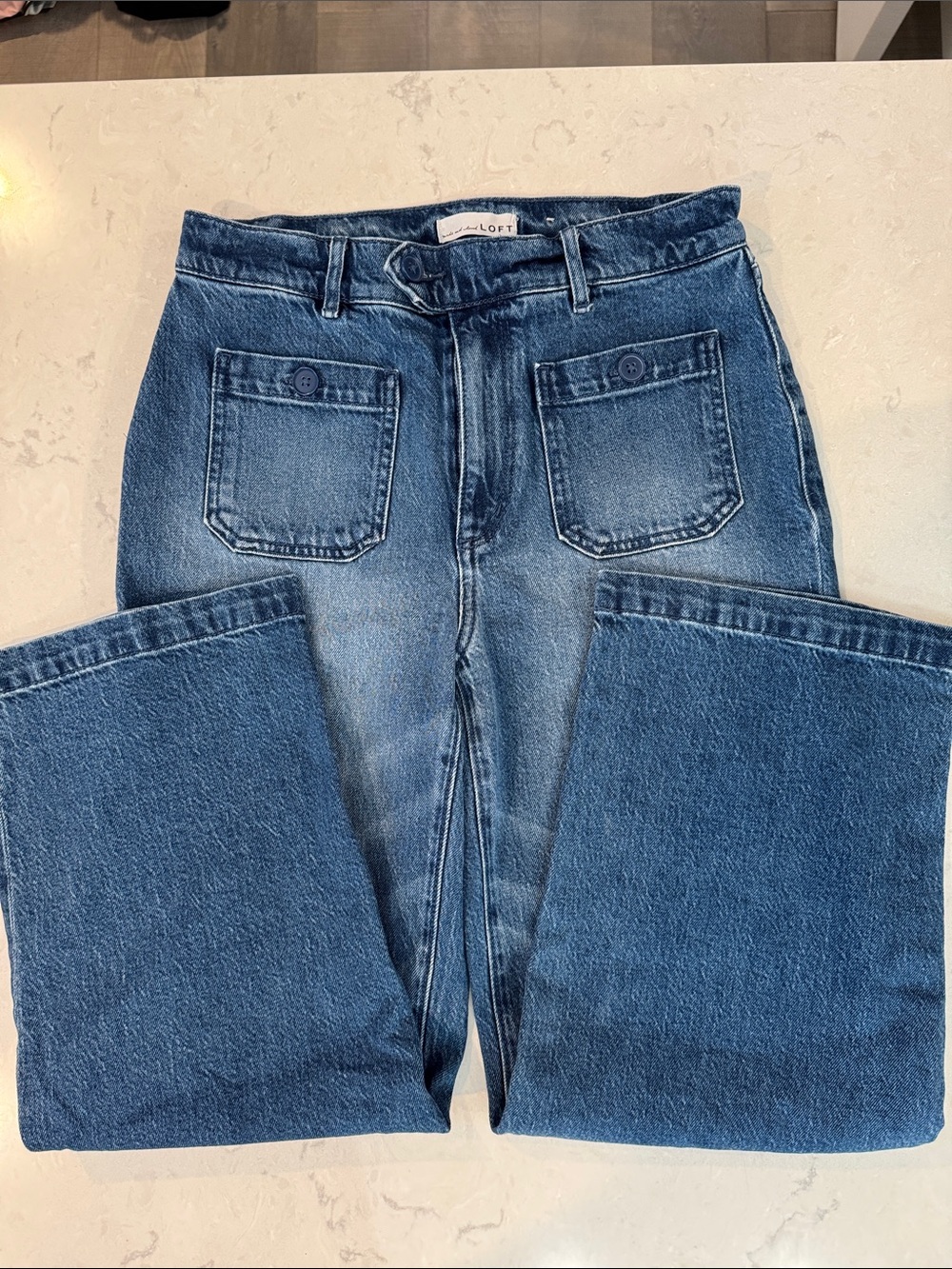 LOFT Wide-Leg Jeans in Medium Blue Wash